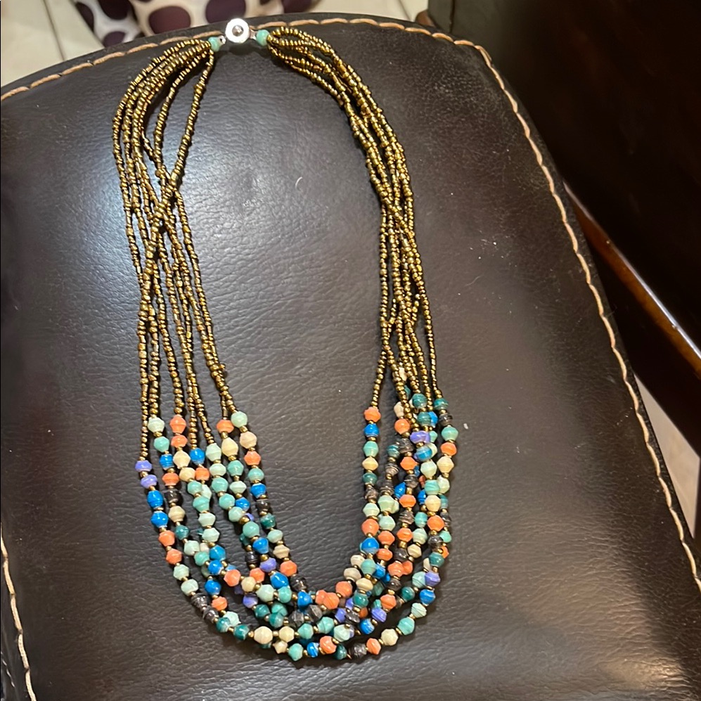 Teng Yue Vintage Multicolor Beaded Necklace 20 Inches.